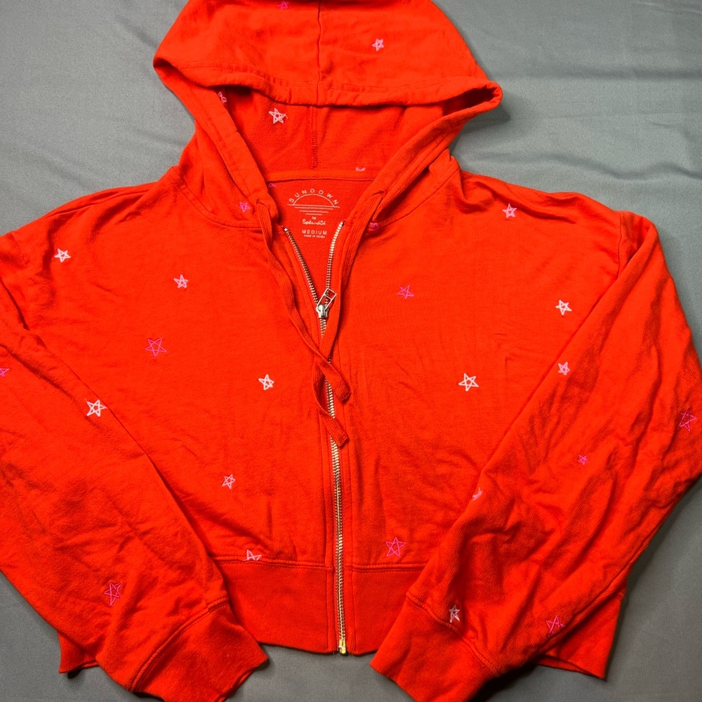 Sundown by Splendid Women’s Red Zip-Up Hoodie Star Print Size M